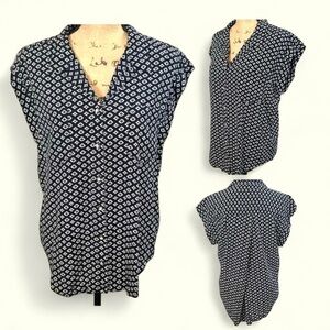 Jachs - Navy and White Geometric Print Button-Up Blouse - Size Large